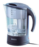 Компанія BRITA, чиї фільтри добре знайомі російському споживачеві, випустила чайник Brita Acclario з вбудованим фільтром