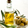 Зволожуючий і поживна оливкова олія   Чудово пом'якшує шкіру і максимально довго утримує в ній вологу, сприяє захисту від морозу, впливу ультрафіолету